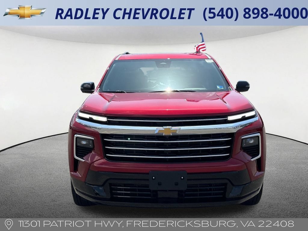 Used 2025 Chevrolet Traverse High Country w/ LPO, Floor Liner Package AWD/4WD image 23