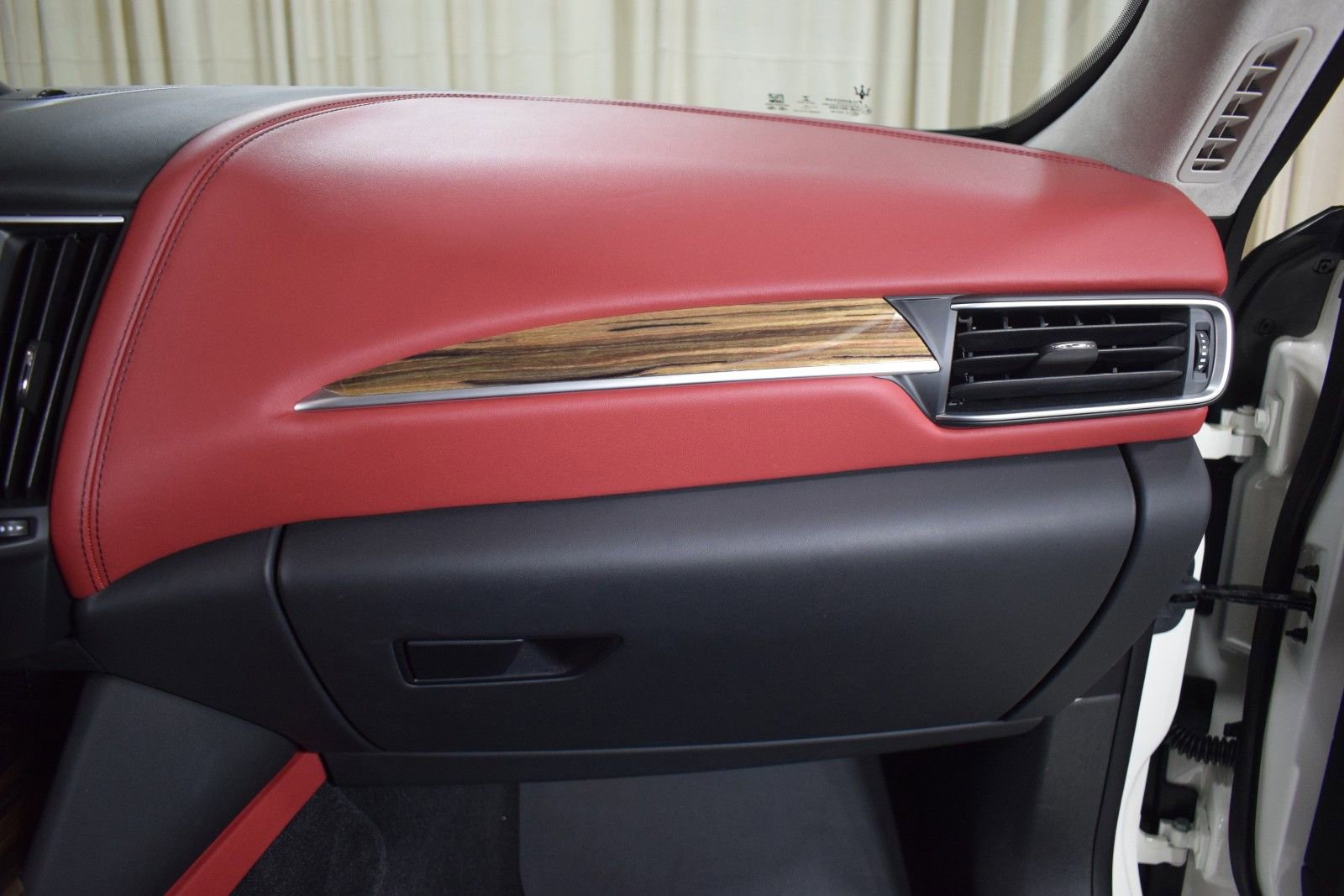 Used 2022 Maserati Levante Modena image 26