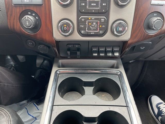 Used 2015 Ford F250 Lariat w/ Lariat Ultimate Package AWD/4WD image 13