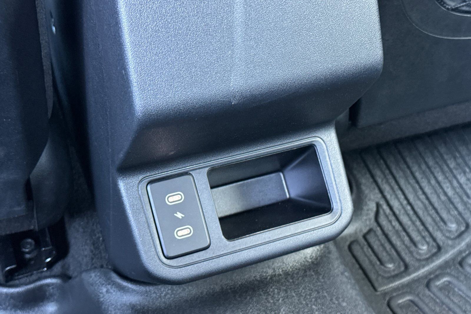 Used 2025 Kia K4 EX image 14