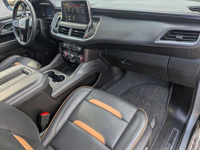 Used 2024 GMC Yukon AT4 w/ Technology Package AWD/4WD image 23