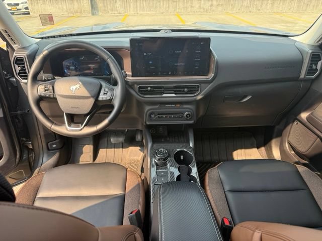 Used 2025 Ford Bronco Sport Outer Banks w/ Outer Banks Tech Package+ AWD/4WD image 13