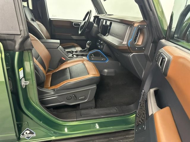 Used 2023 Ford Bronco Outer Banks AWD/4WD image 18