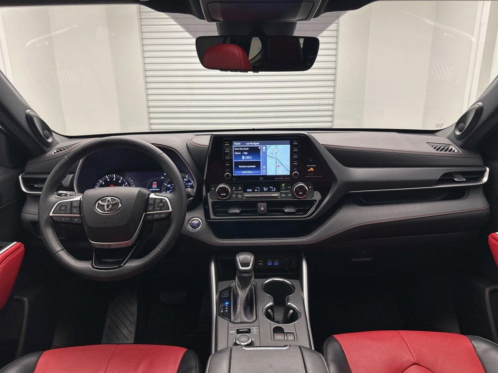 Used 2022 Toyota Highlander XSE image 19