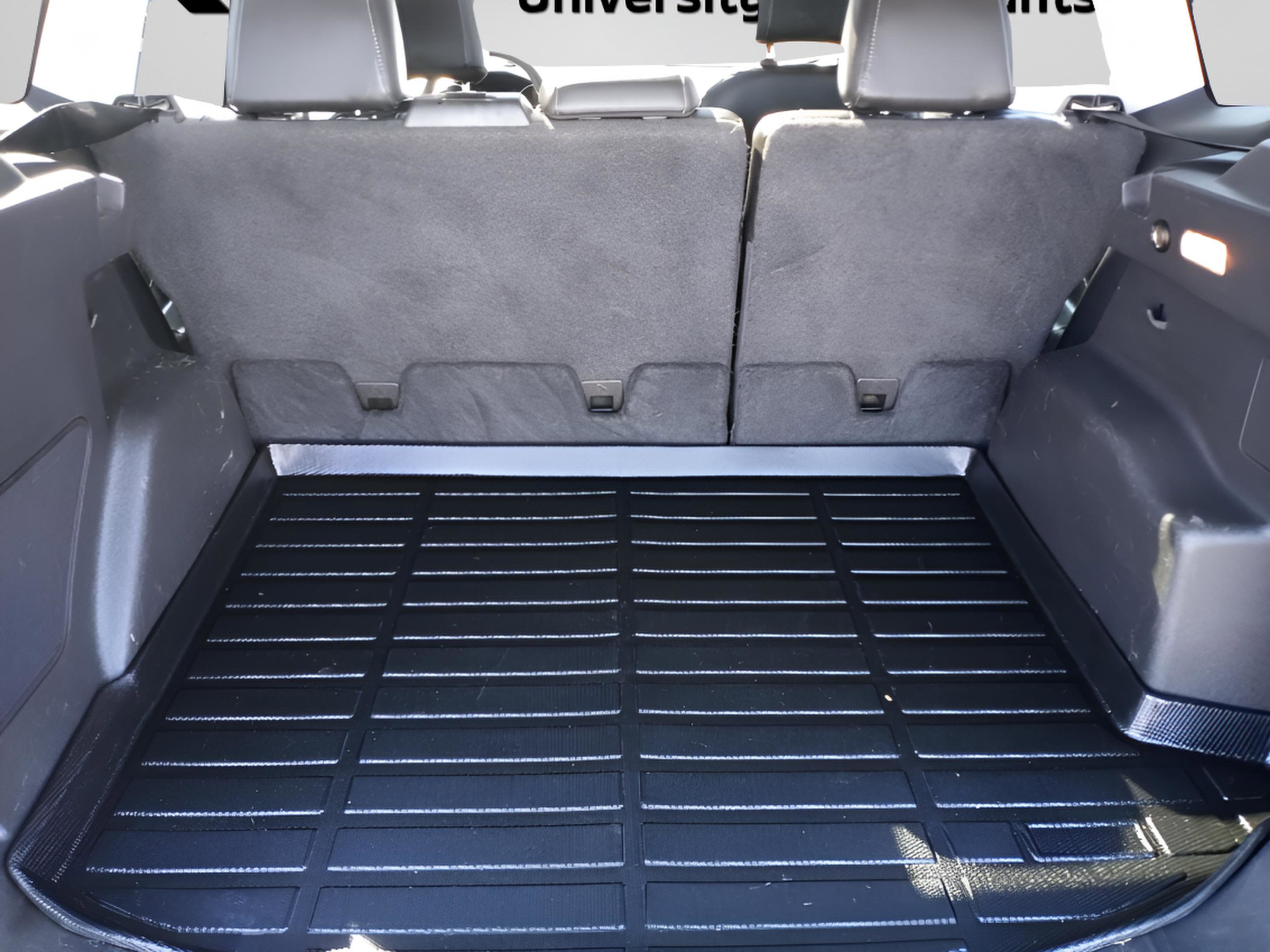 Used 2017 Ford Escape Titanium image 32