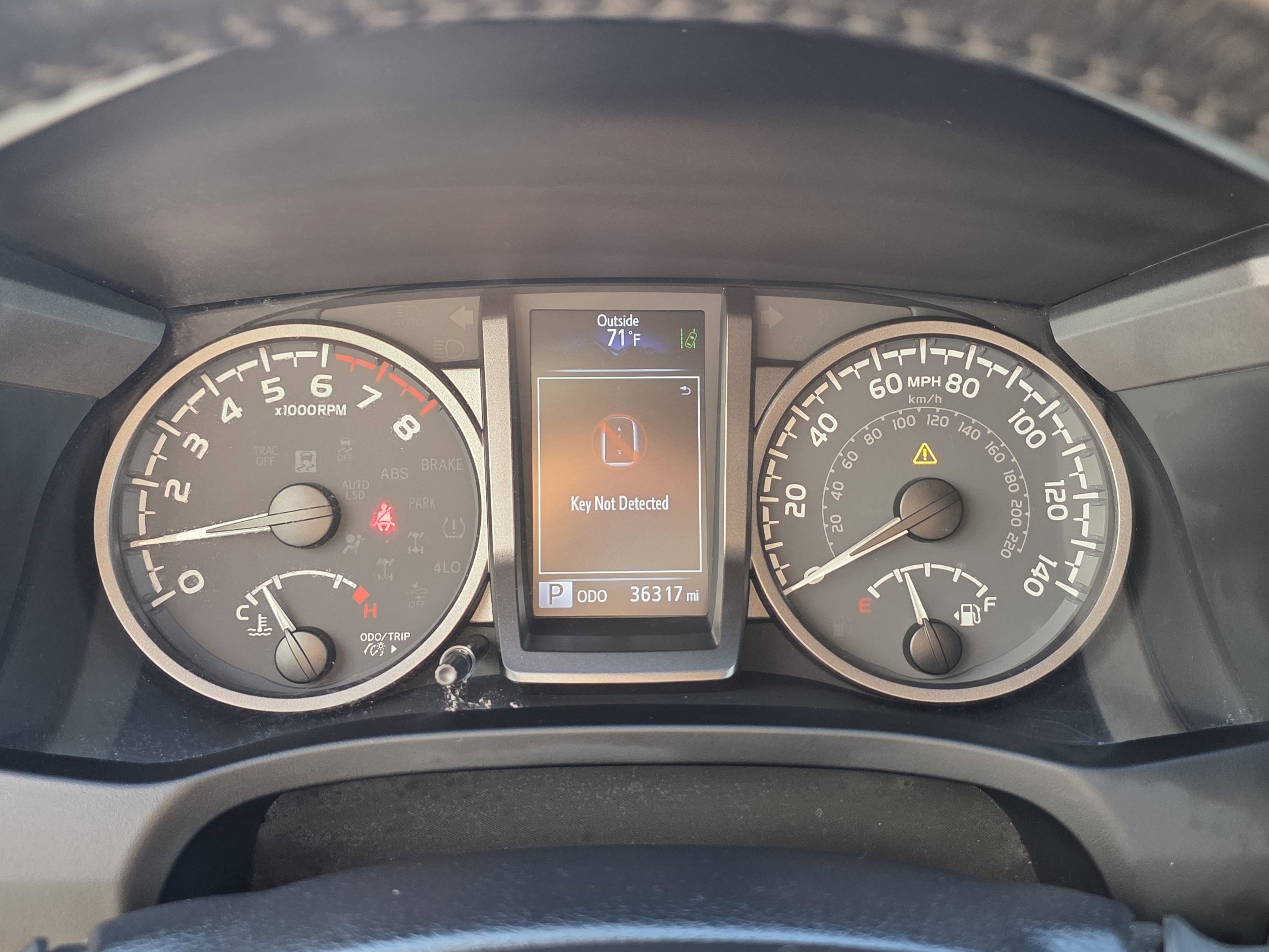 Used 2022 Toyota Tacoma TRD Sport image 14