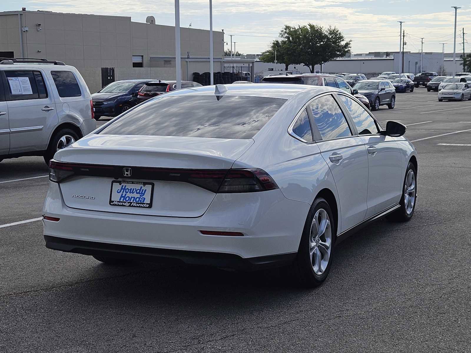 Used 2024 Honda Accord LX image 5