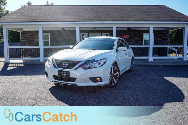 Used 2017 Nissan Altima 2.5 SR FWD image 1