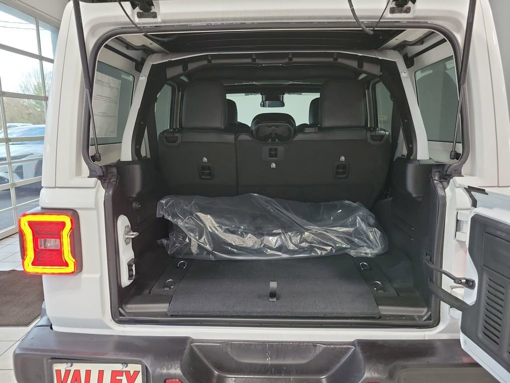 New 2025 Jeep Wrangler Sahara w/ Safety Group image 8
