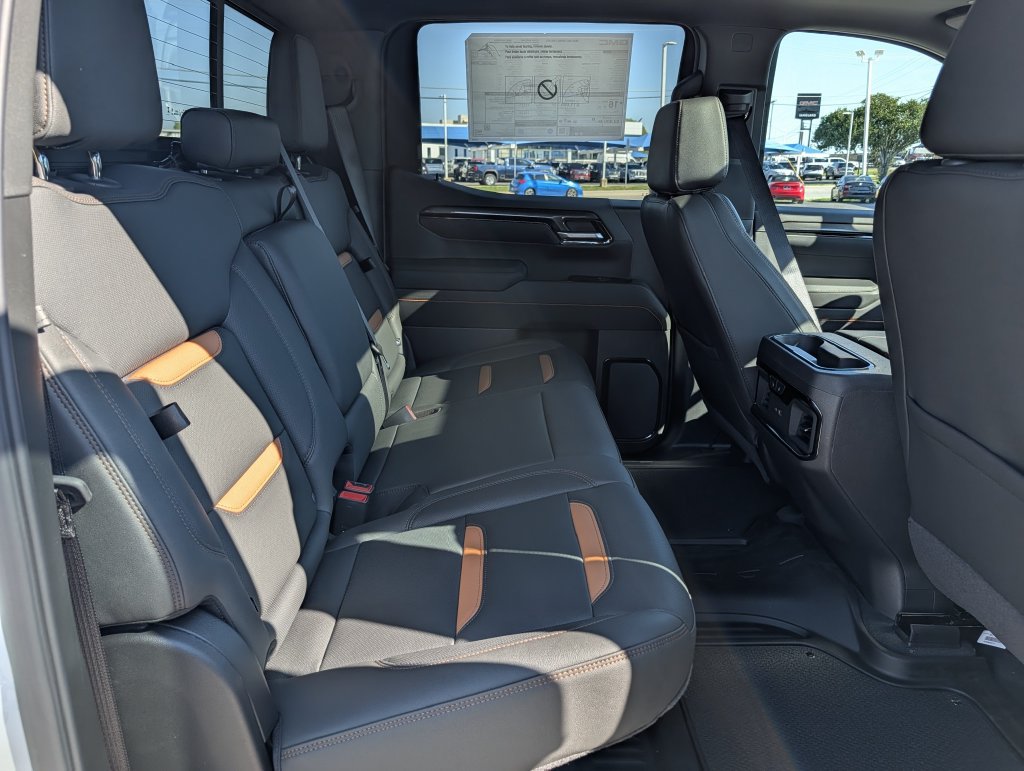 New 2026 GMC Sierra 1500 AT4 w/ AT4 Premium Package AWD/4WD image 30