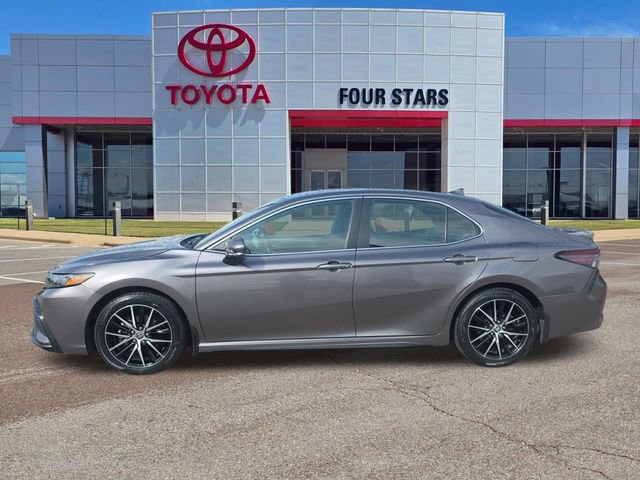 Used 2024 Toyota Camry SE w/ Convenience Package