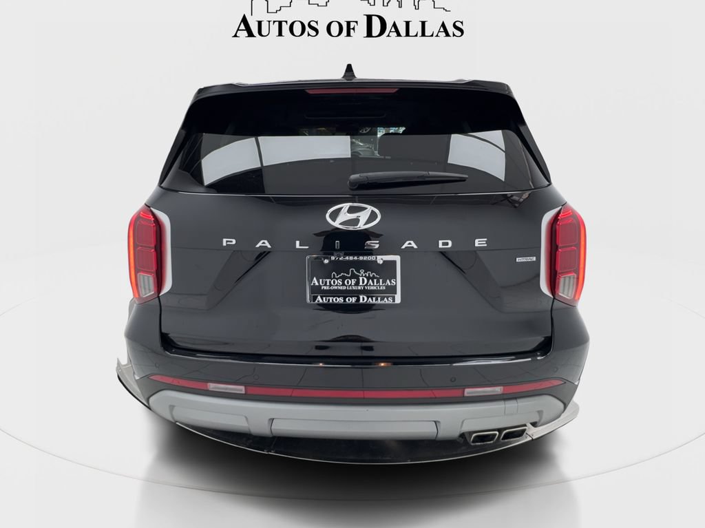 Used 2024 Hyundai Palisade Limited AWD/4WD image 9