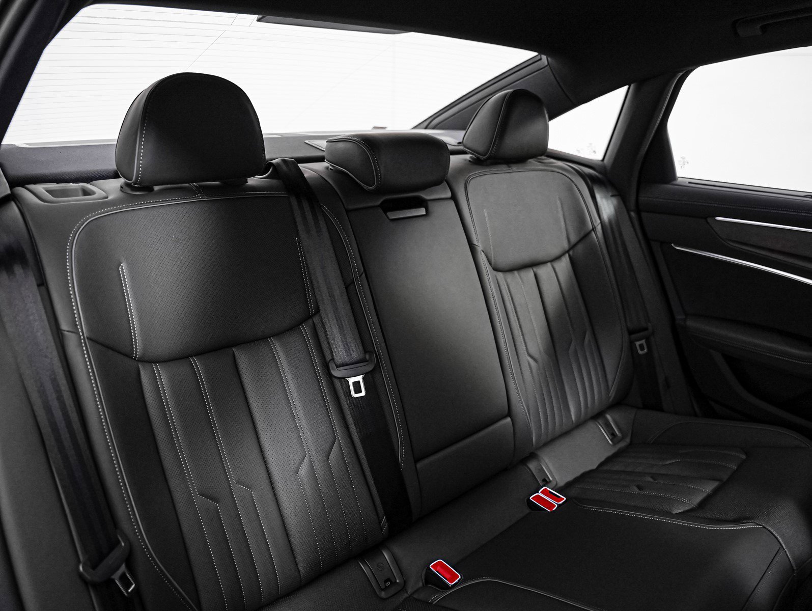 New 2025 Audi A6 3.0T Prestige image 13