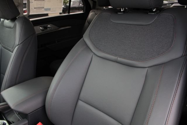New 2026 Ford Explorer Active w/ Active Comfort Package AWD/4WD image 5