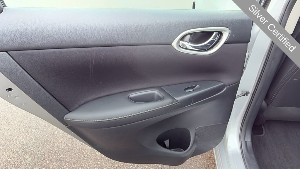 Used 2016 Nissan Sentra SV FWD image 12