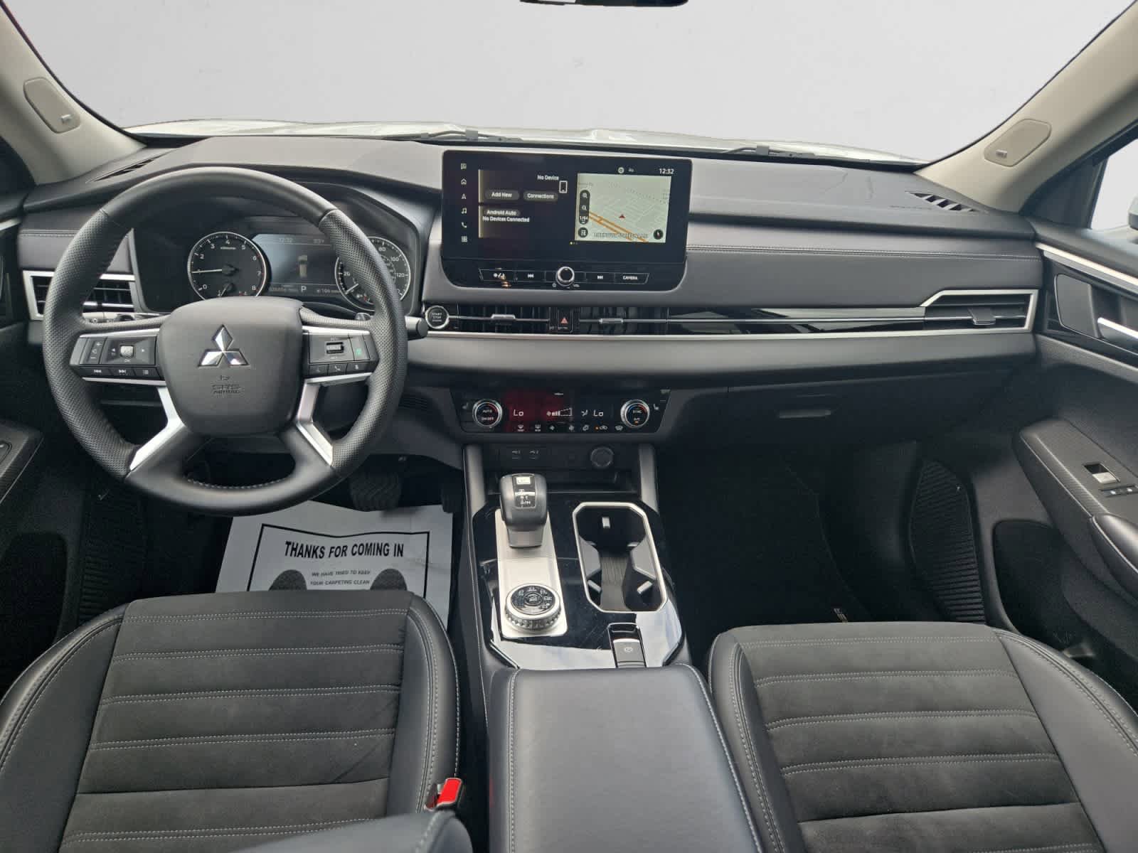 Used 2025 Mitsubishi Outlander SE AWD/4WD image 10