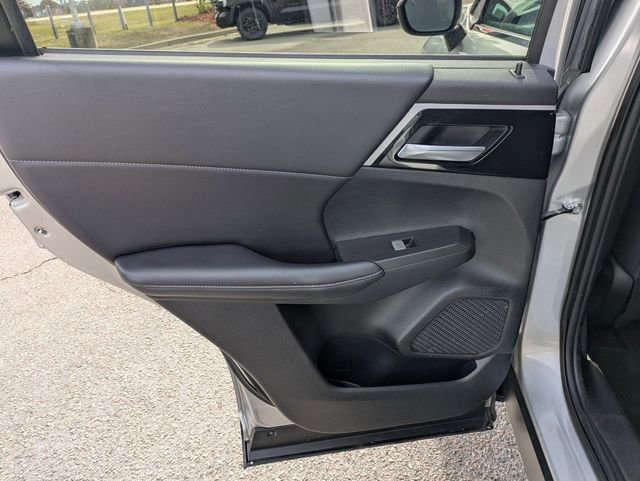 Used 2024 Mitsubishi Outlander SE Black Edition image 25