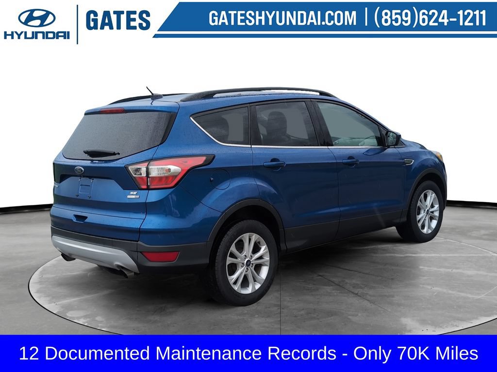 Used 2018 Ford Escape SE AWD/4WD image 2