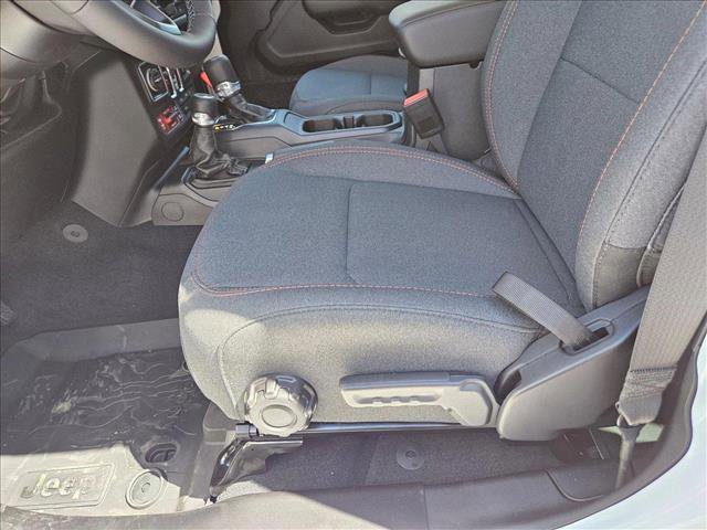 New 2025 Jeep Gladiator Rubicon w/ Safety Group image 4