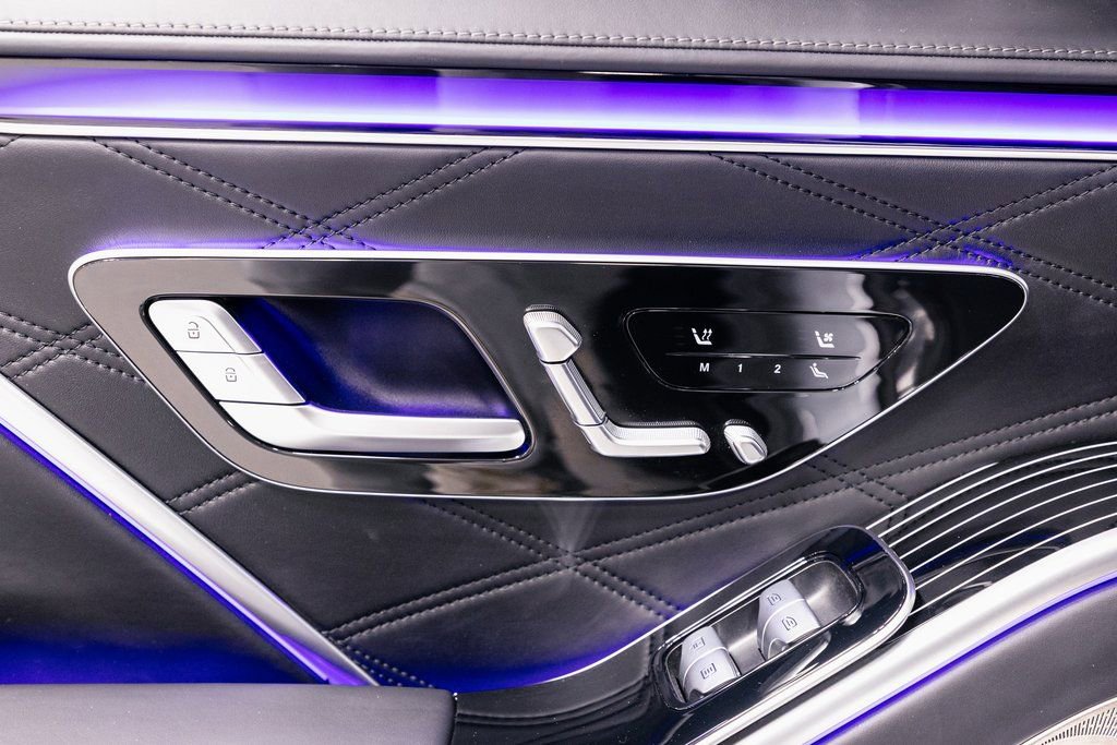 Used 2024 Mercedes-Benz Maybach S 580 4MATIC image 29