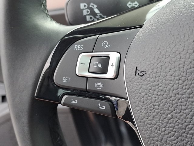 Used 2019 Volkswagen Jetta SE w/ Cold Weather Package FWD image 27