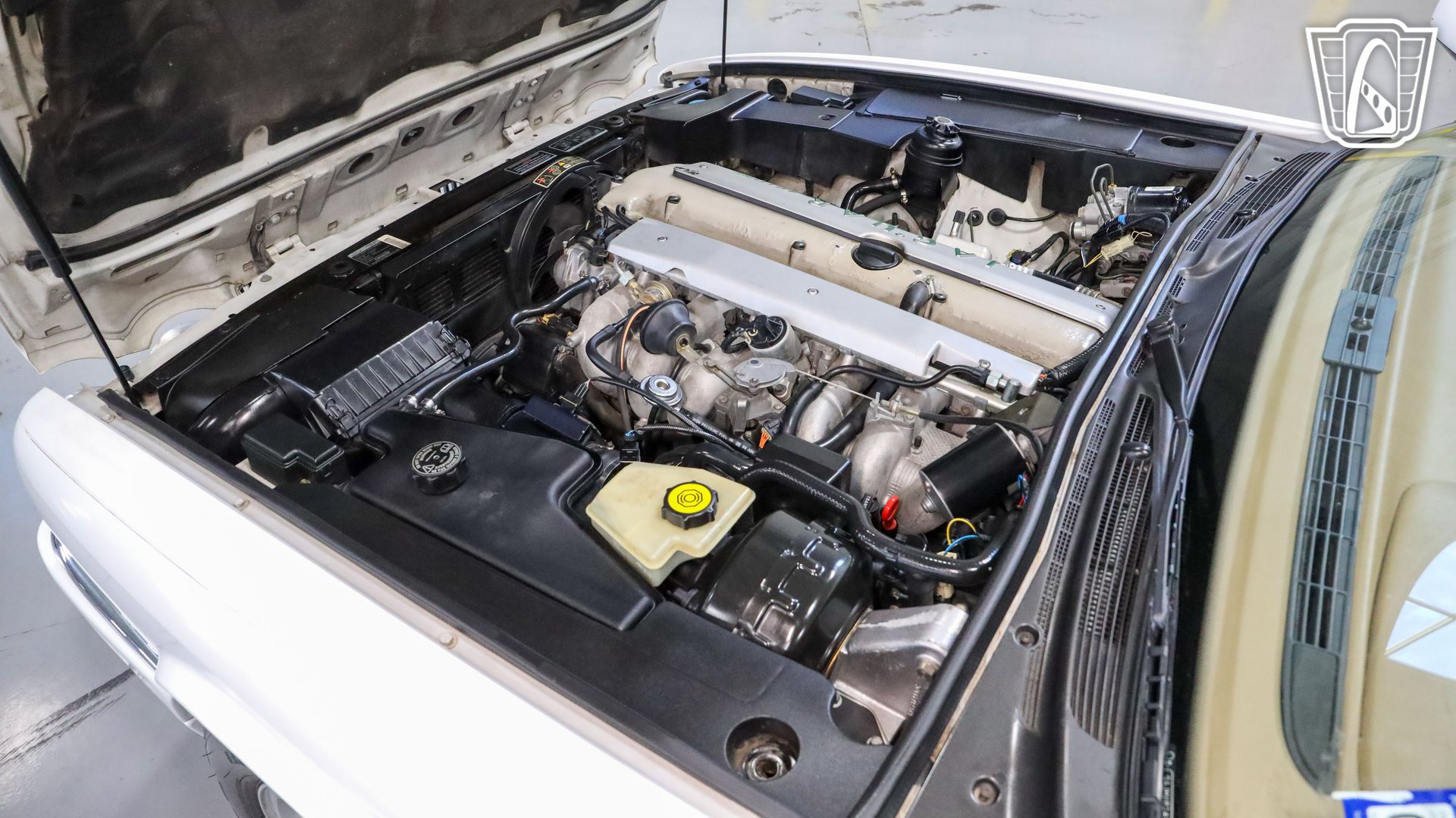 Used 1997 Jaguar XJ6 L RWD image 3