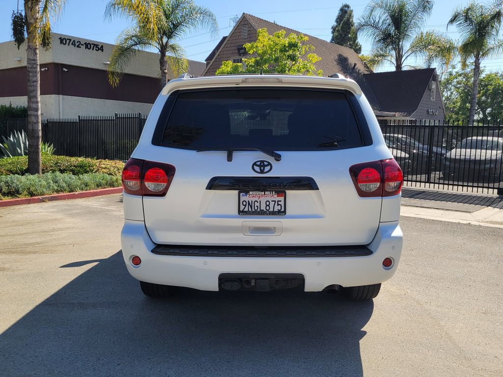 Used 2022 Toyota Sequoia TRD Sport AWD/4WD image 3