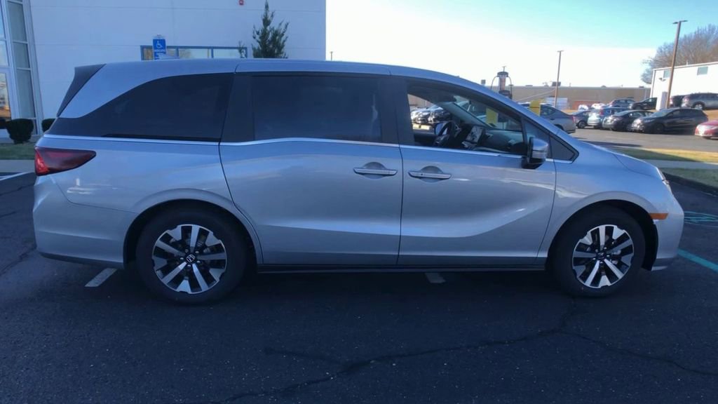 New 2026 Honda Odyssey EX-L image 10