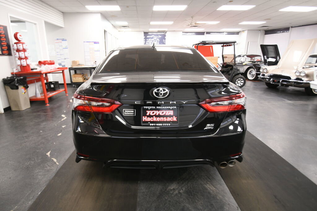 Certified 2023 Toyota Camry SE image 13
