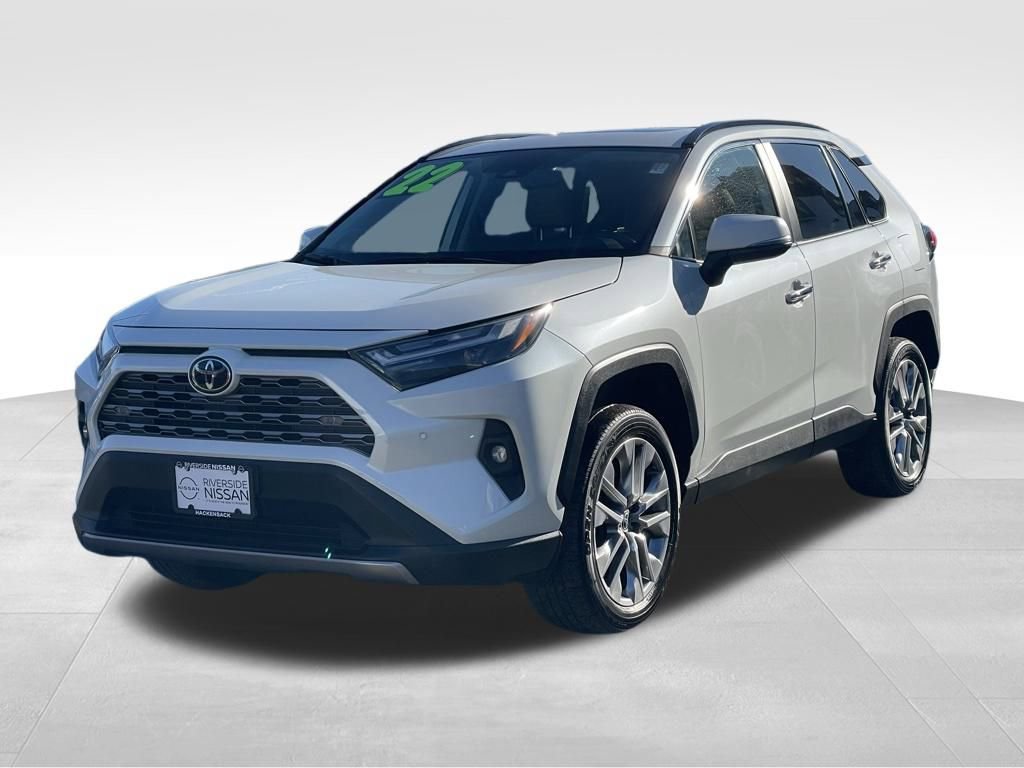 Used 2022 Toyota RAV4 Limited w/ Limited Grade Weather Package image 2