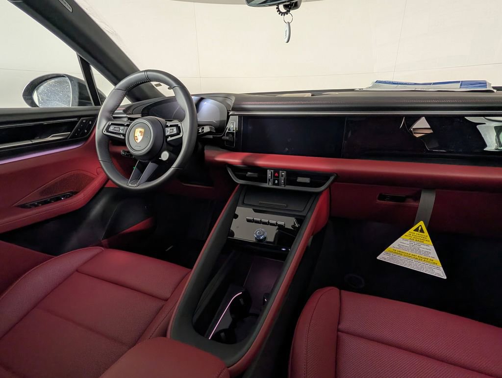 New 2026 Porsche Macan 4 Electric AWD/4WD image 23