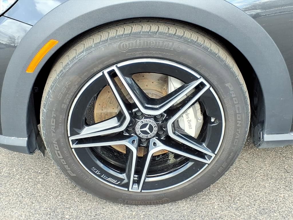 Used 2021 Mercedes-Benz E 450 4MATIC All-Terrain Wagon image 10