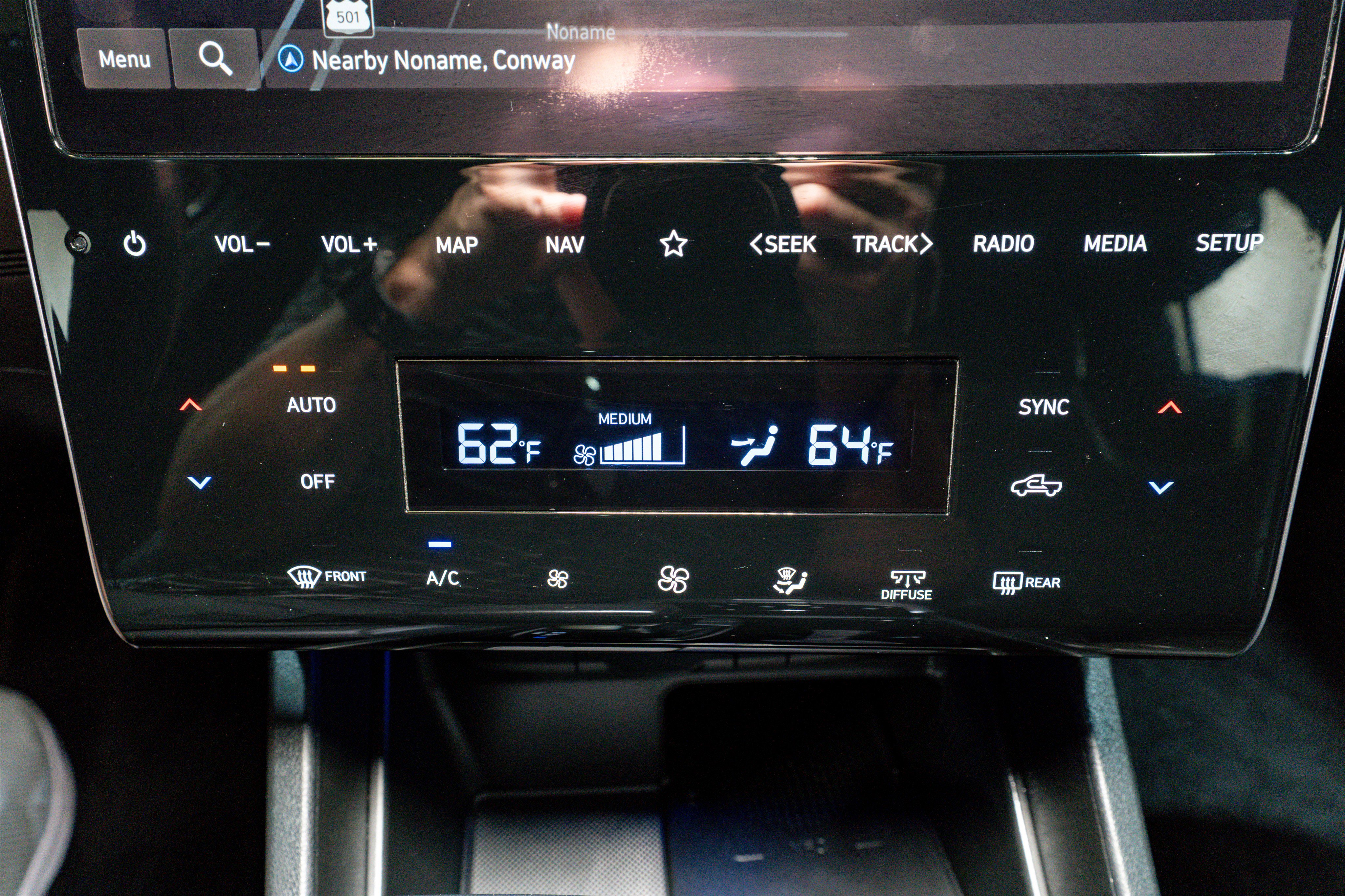 Used 2022 Hyundai Santa Cruz Limited image 25