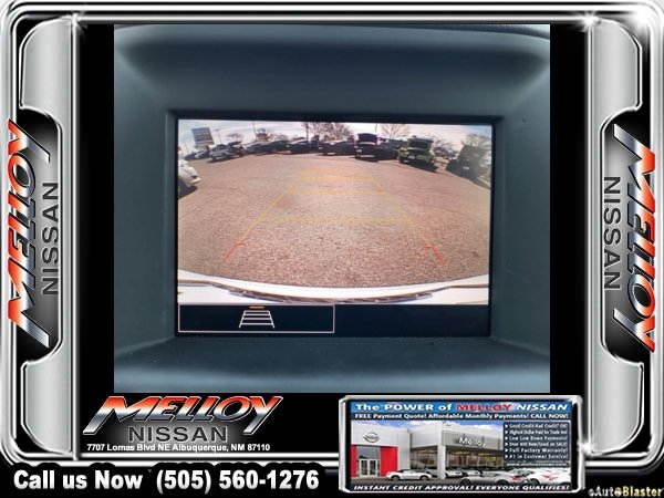 Used 2023 GMC Terrain SLE w/ Driver Convenience Package image 13