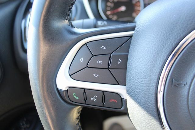 Used 2020 Jeep Compass Latitude image 12