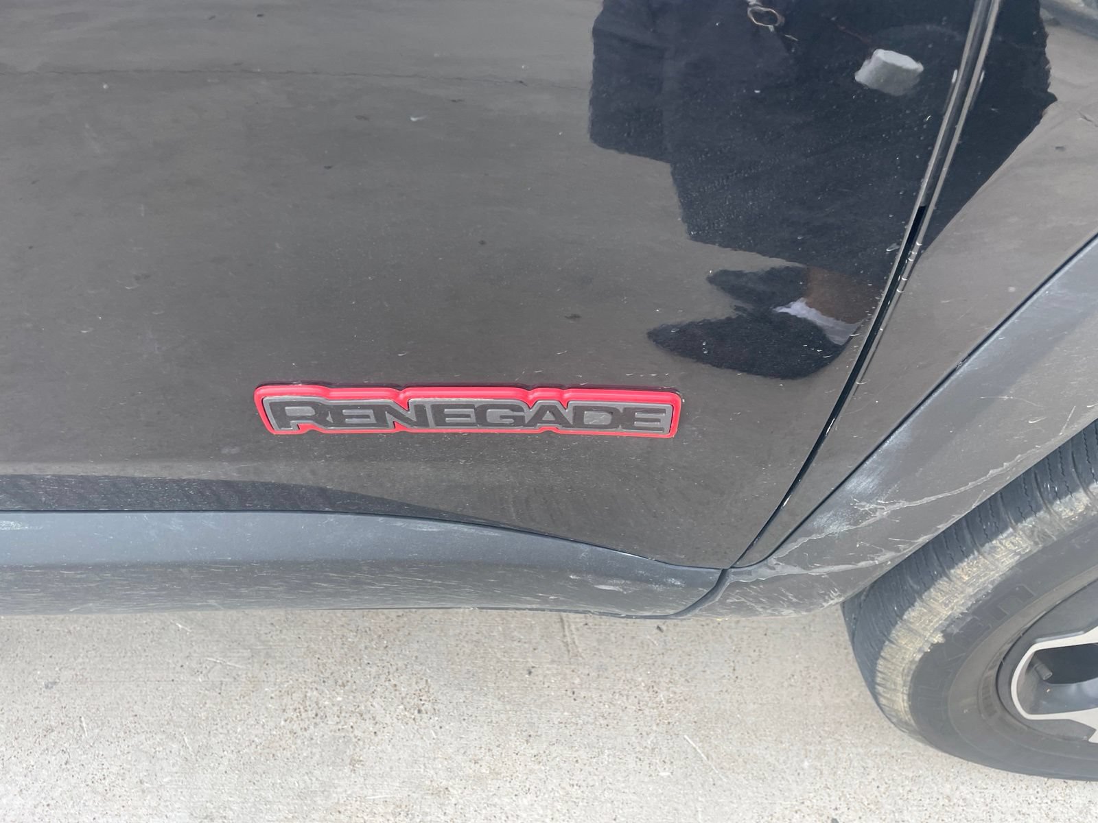 Used 2022 Jeep Renegade Trailhawk w/ Sun/Sound Group AWD/4WD image 7