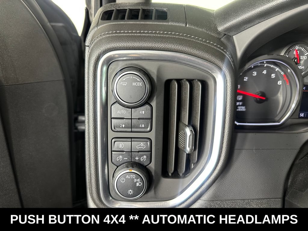 Used 2020 Chevrolet Silverado 1500 LT Trail Boss w/ Convenience Package AWD/4WD image 23