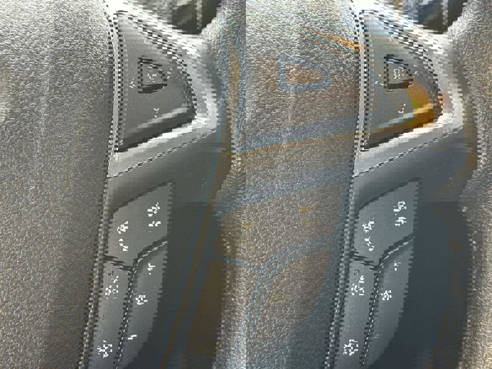 Used 2021 Ford Edge Titanium image 25