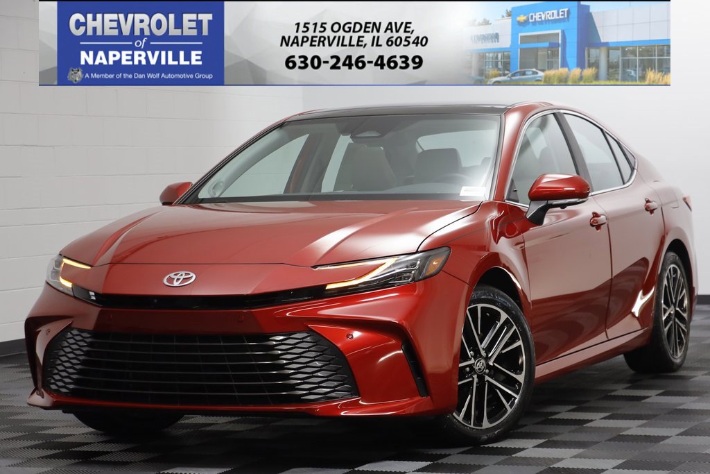 Used 2025 Toyota Camry XLE