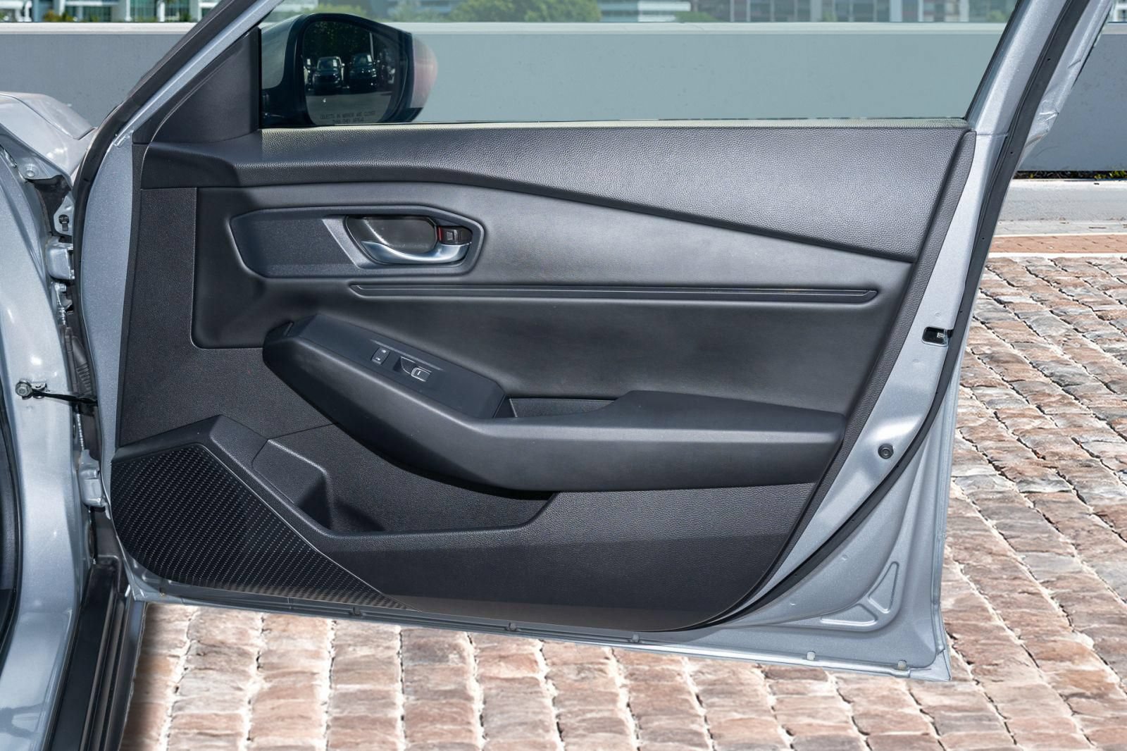 Certified 2024 Honda Accord EX image 12