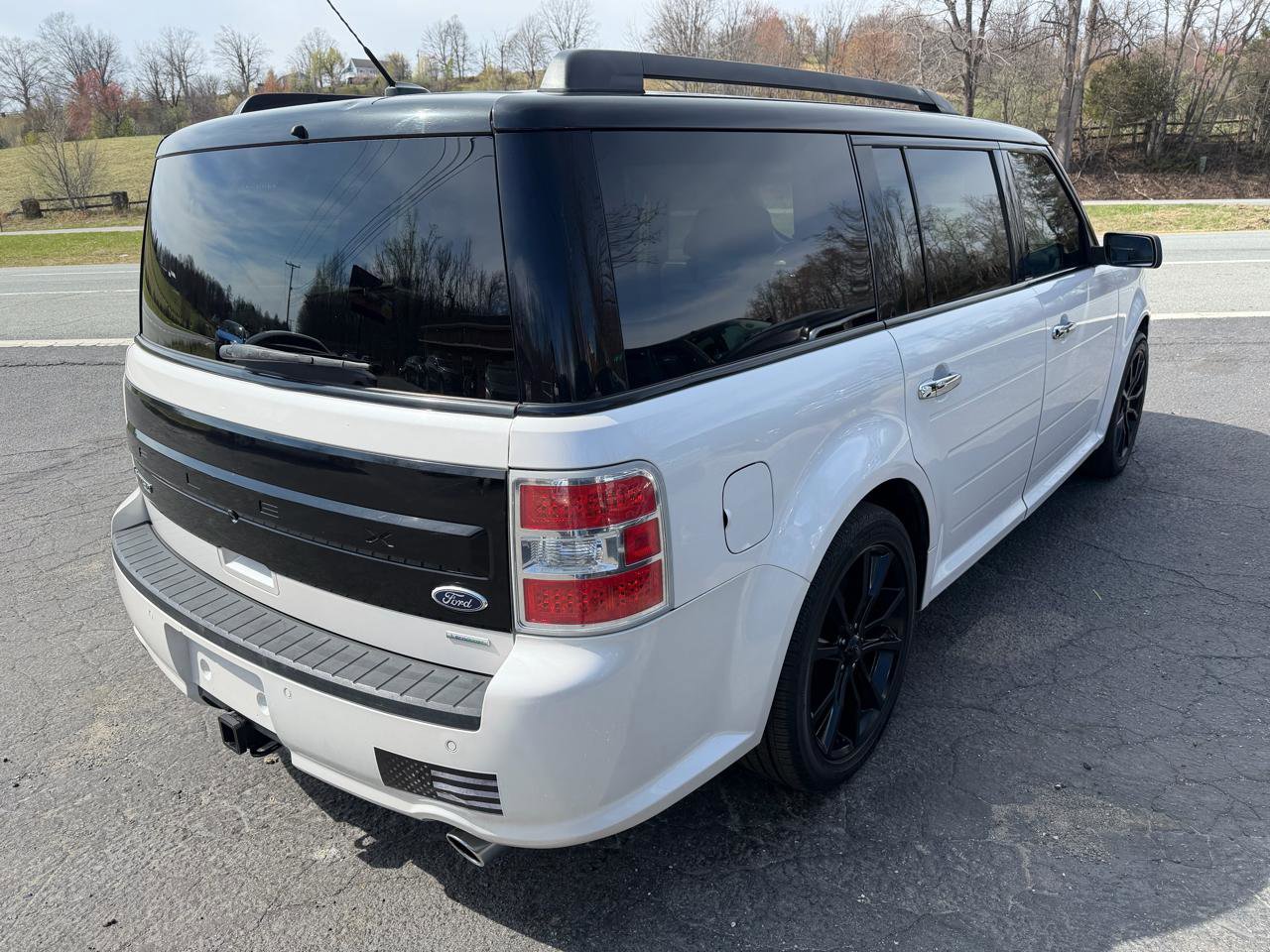 Used 2016 Ford Flex Limited w/ Equipment Group 303A AWD/4WD image 7