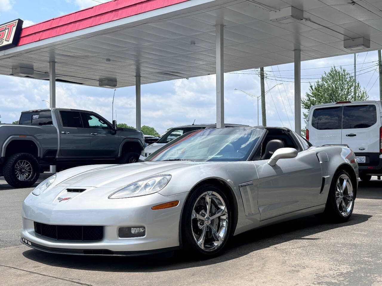 Used 2010 Chevrolet Corvette Grand Sport w/ Preferred Equipment Group RWD image 6