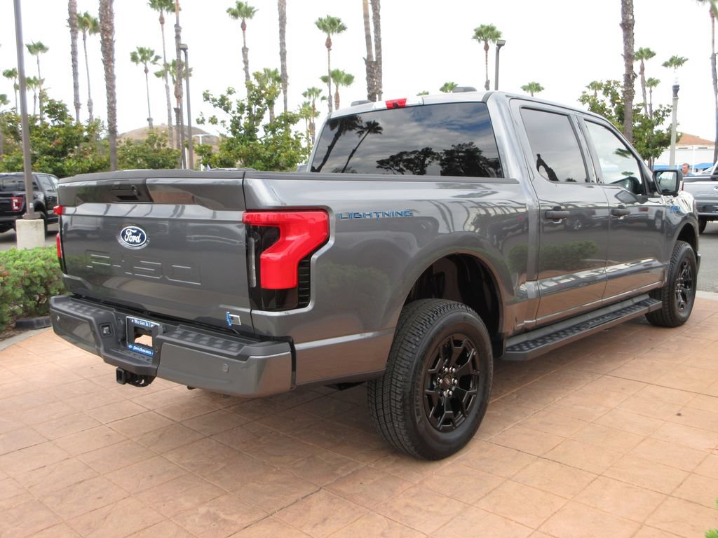 Certified 2025 Ford F150 Lightning XLT AWD/4WD image 4