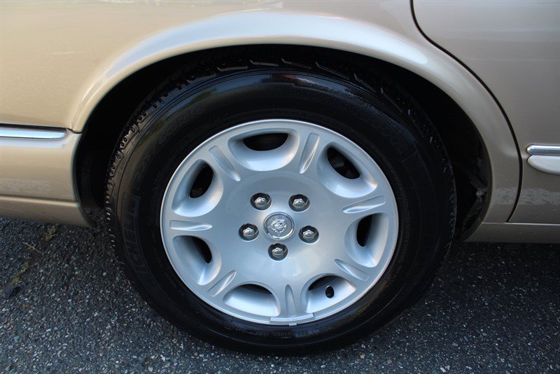 Used 2001 Jaguar XJ RWD image 33