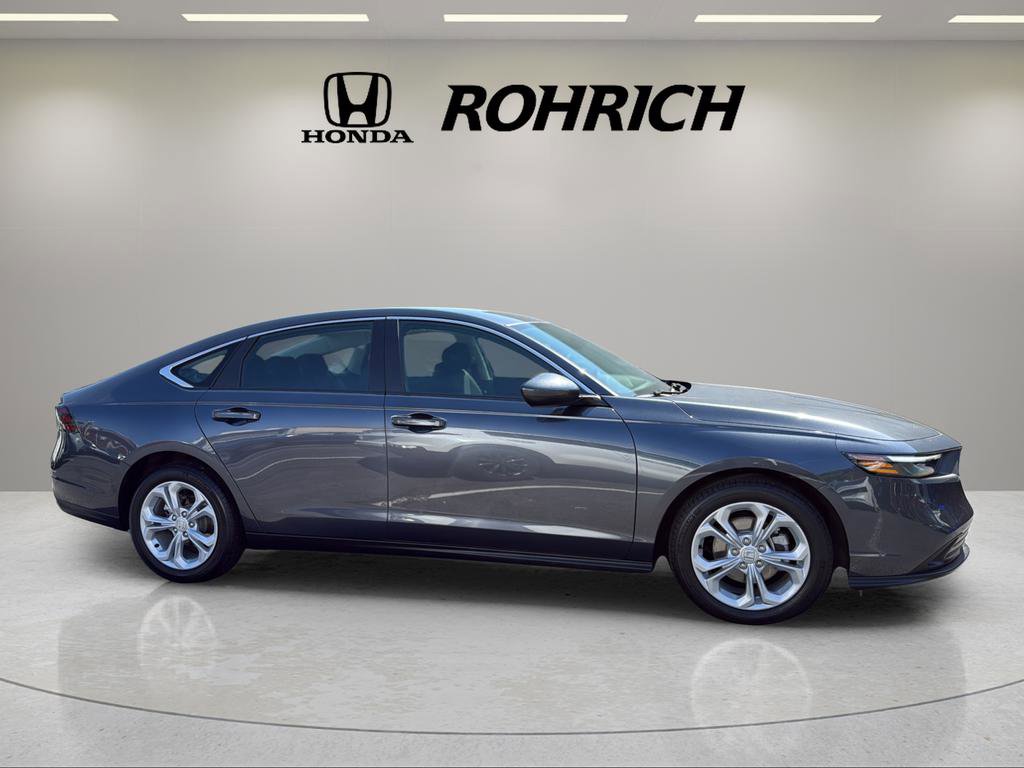 Used 2025 Honda Accord LX image 5