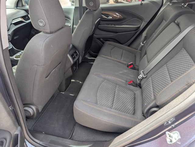 Used 2018 GMC Terrain SLE image 27