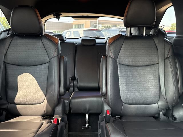 Used 2025 Toyota Sienna XSE w/ XSE Plus Package AWD/4WD image 22