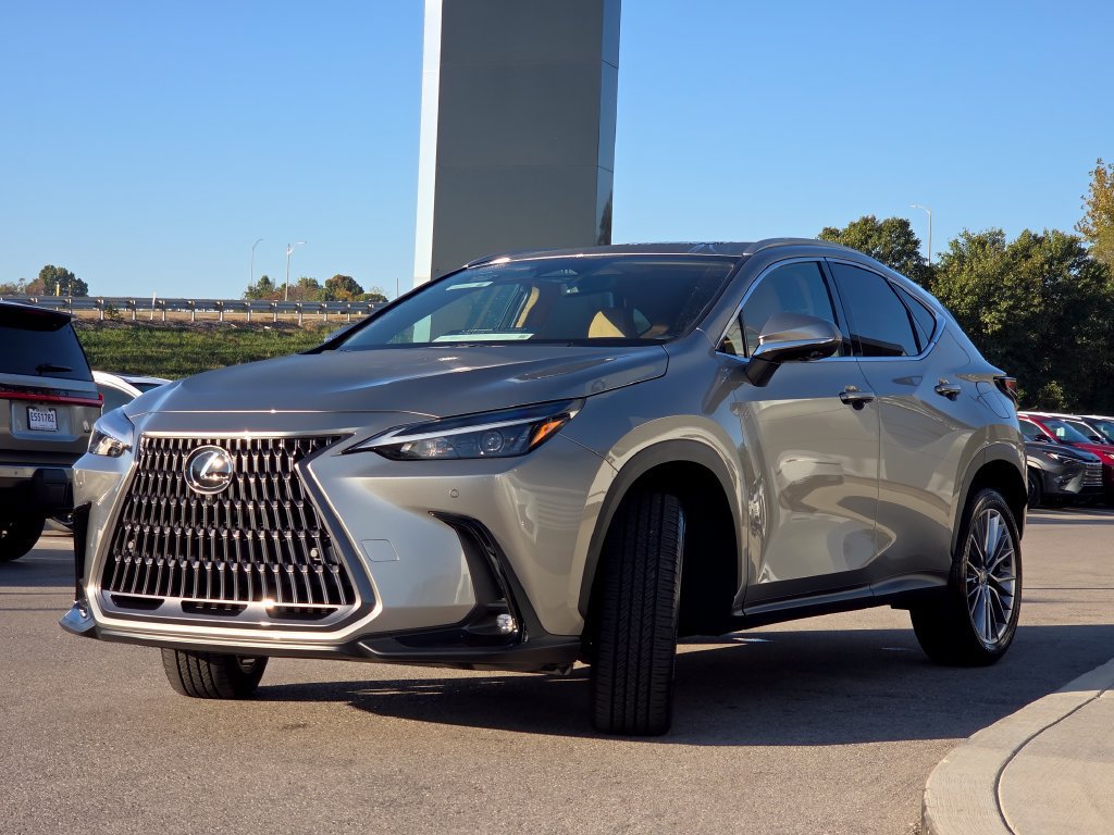 Certified 2026 Lexus NX 350 AWD w/ Accessory Package (2T) image 23
