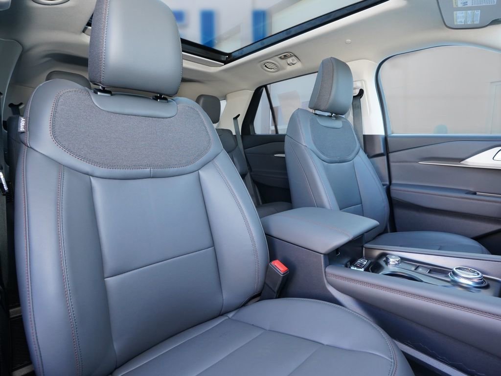 New 2026 Ford Explorer Active image 13