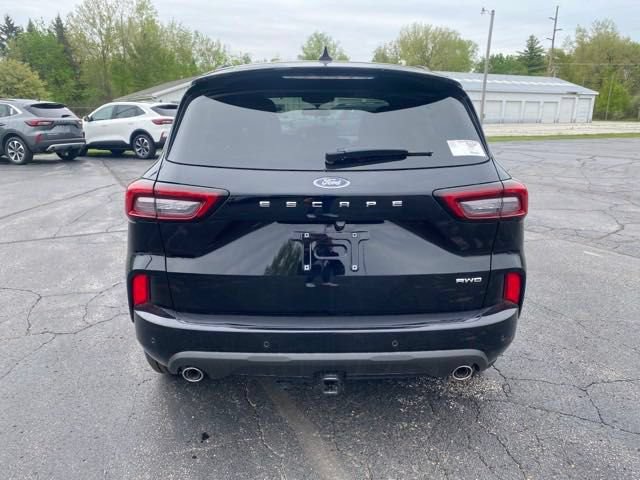 Used 2024 Ford Escape ST-Line Select w/ Tech Pack #2 AWD/4WD image 5